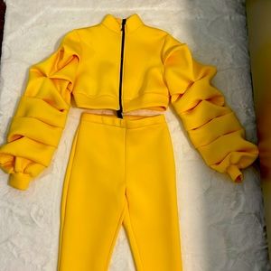 2 piece jacket and leggings, comfy and stylish, small/medium size